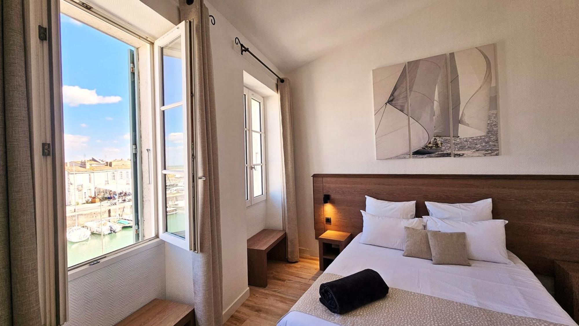 Hotel Du Port Saint-Martin-de-Ré Екстериор снимка