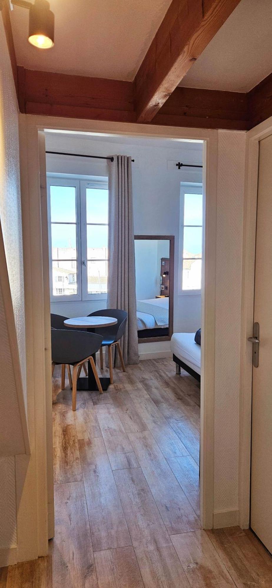Hotel Du Port Saint-Martin-de-Ré Екстериор снимка