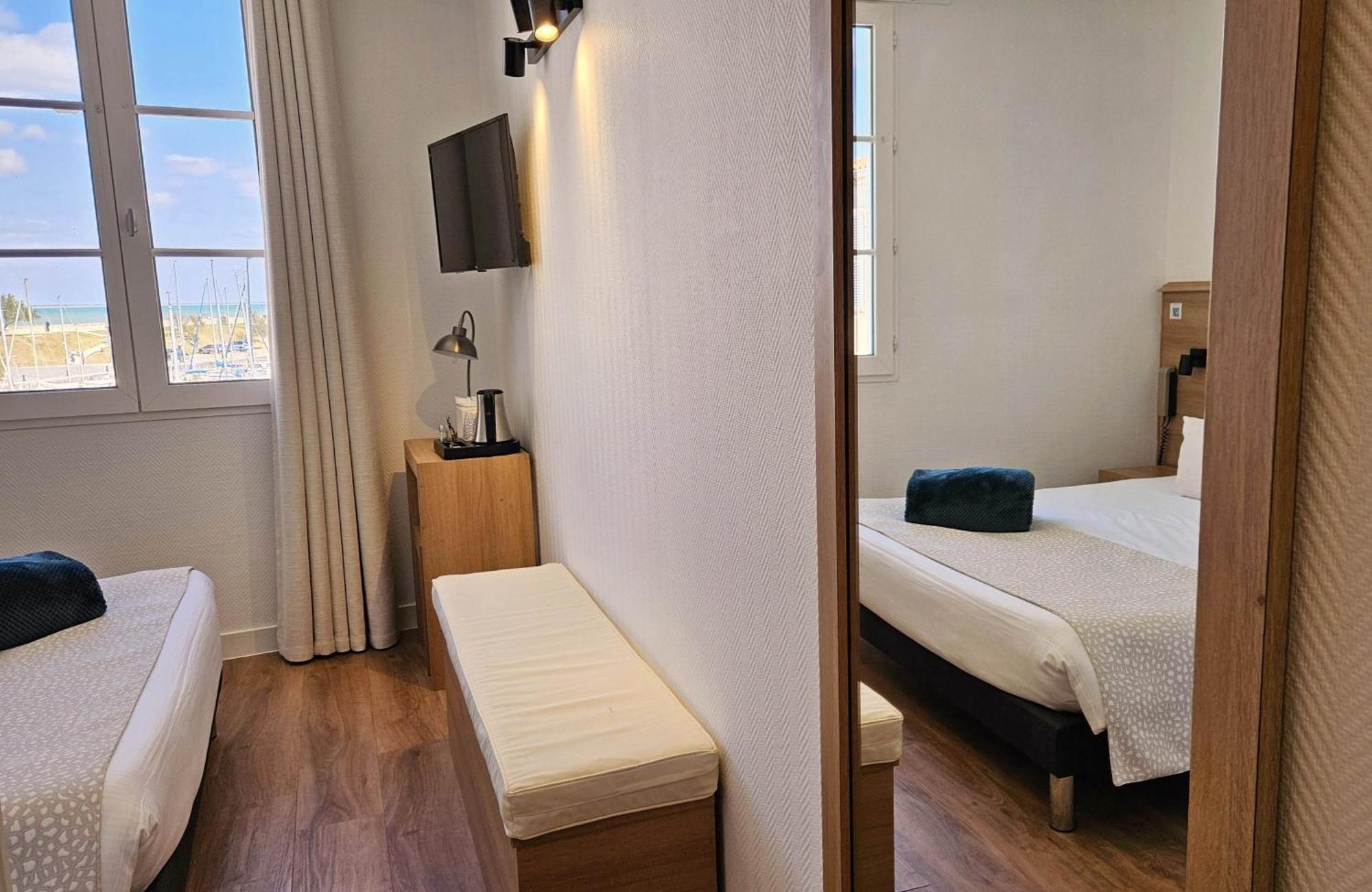 Hotel Du Port Saint-Martin-de-Ré Екстериор снимка
