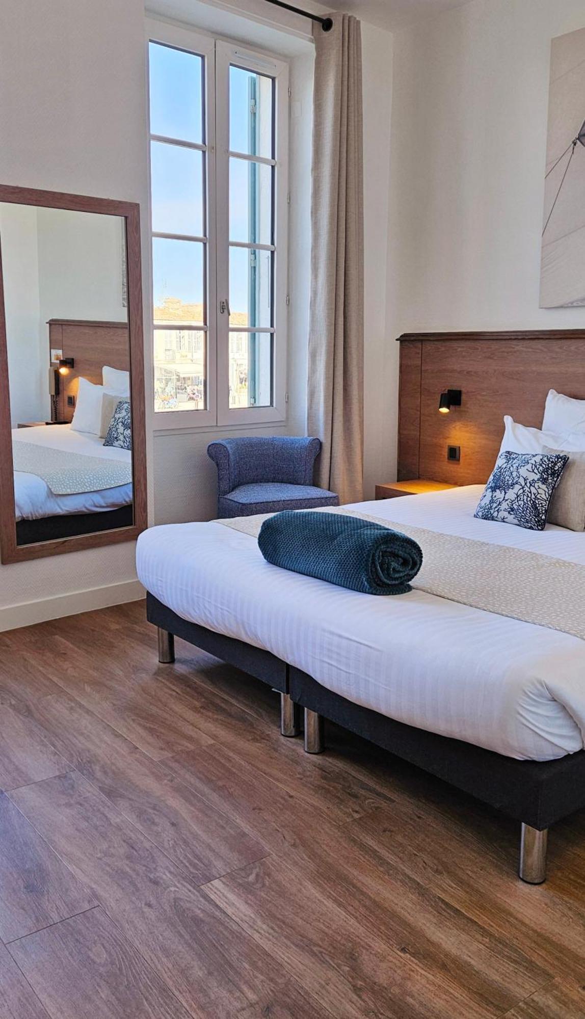 Hotel Du Port Saint-Martin-de-Ré Екстериор снимка
