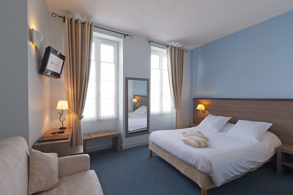 Hotel Du Port Saint-Martin-de-Ré Екстериор снимка